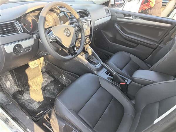 速腾 2015款 1.6L 自动舒适型