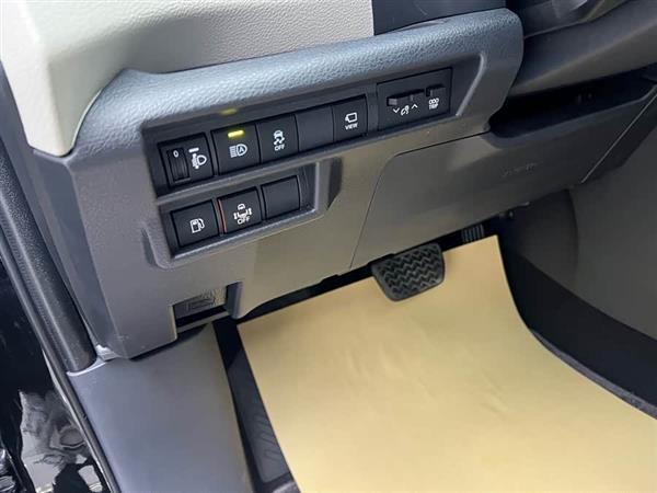 赛那SIENNA 2024款 2.5L混动 四驱尊贵版