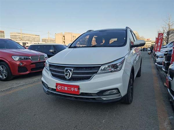宝骏730 2021款 1.5T CVT时尚型 7座