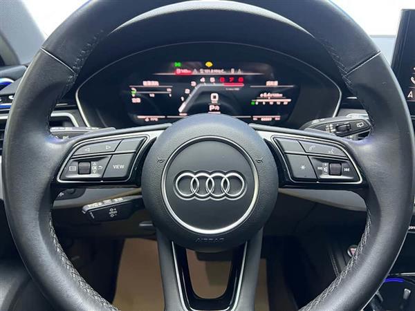 奥迪A4(进口) 2023款 Avant 40 TFSI 时尚动感型