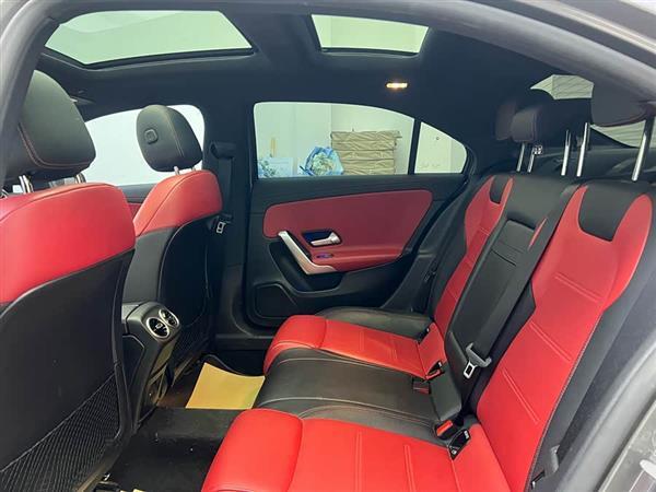 奔驰A级AMG 2020款 AMG A 35 L 4MATIC