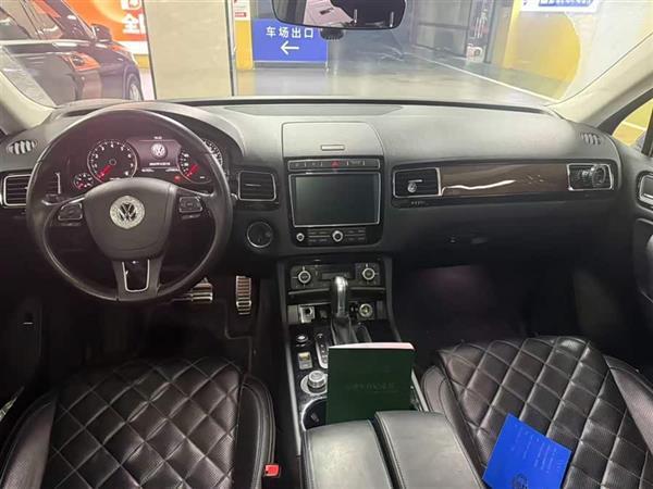 途锐 2017款 3.0TSI 行政版