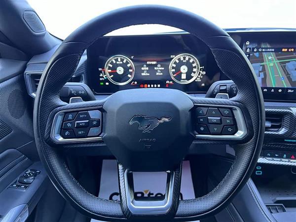 Mustang 2024款 2.3T EcoBoost 硬顶性能版