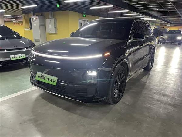 理想L8 2023款 Pro