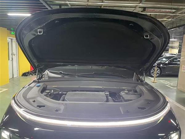 理想L8 2023款 Pro