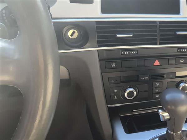奥迪A6L 2011款 2.0 TFSI 自动标准型