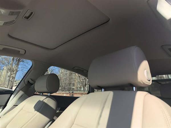 奥迪A6L 2011款 2.0 TFSI 自动标准型