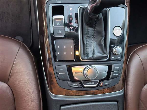 奥迪A6L 2014款 30 FSI 舒适型