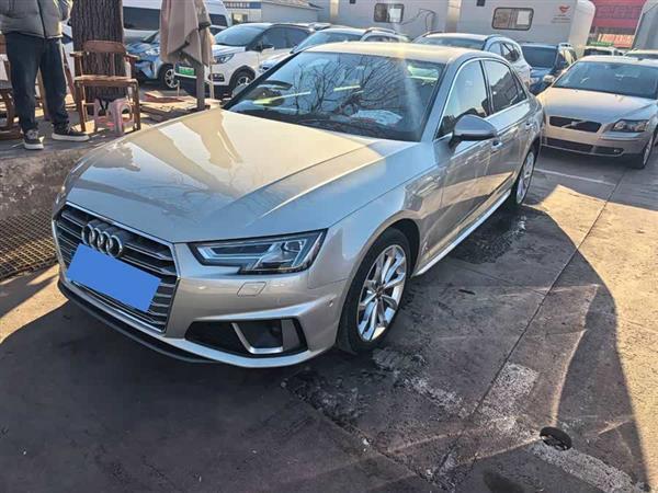 奥迪A4L 2019款 40 TFSI 时尚型 国V