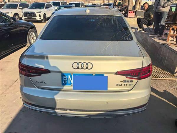 奥迪A4L 2019款 40 TFSI 时尚型 国V