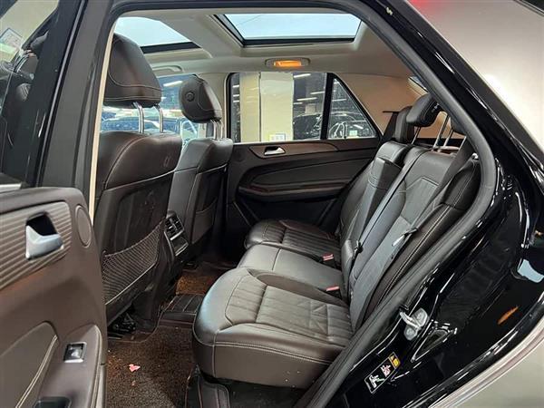 奔驰GLE 2019款 GLE 320 4MATIC 动感型臻藏版