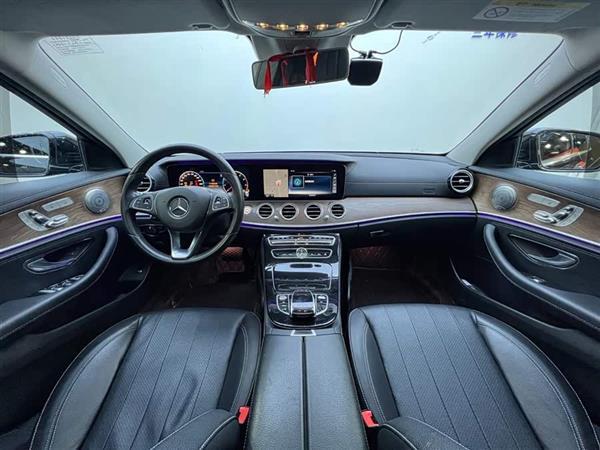 奔驰E级 2016款 E 300 L 时尚型