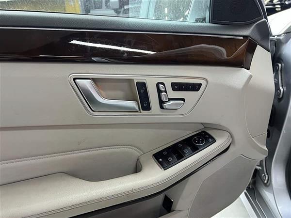 奔驰E级 2014款 E 260 L