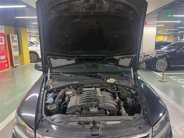 辉腾 2011款 3.6L V6 5座加长Individual版