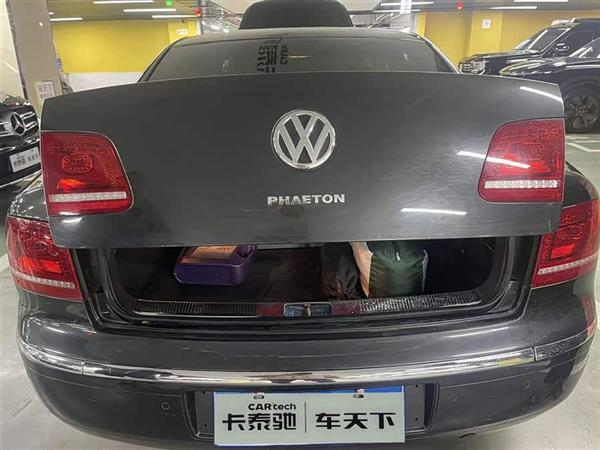 辉腾 2011款 3.6L V6 5座加长Individual版